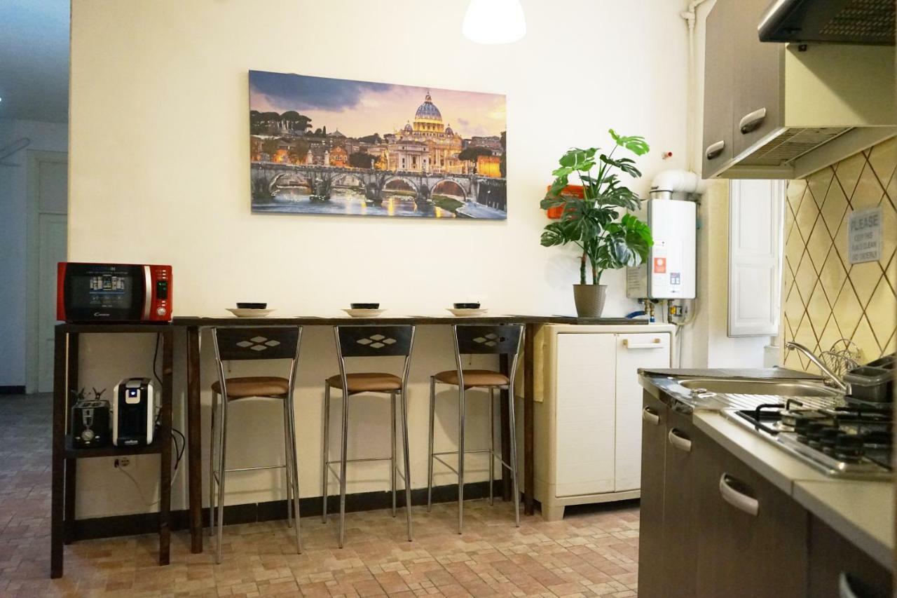 Hosting Flats Guesthouse Rome Exterior photo
